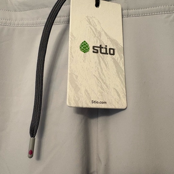 NWT Women's Stio Fernos Insulated Knicker Drawstring - Quiet Gray - Small - $199 - Picture 3 of 7